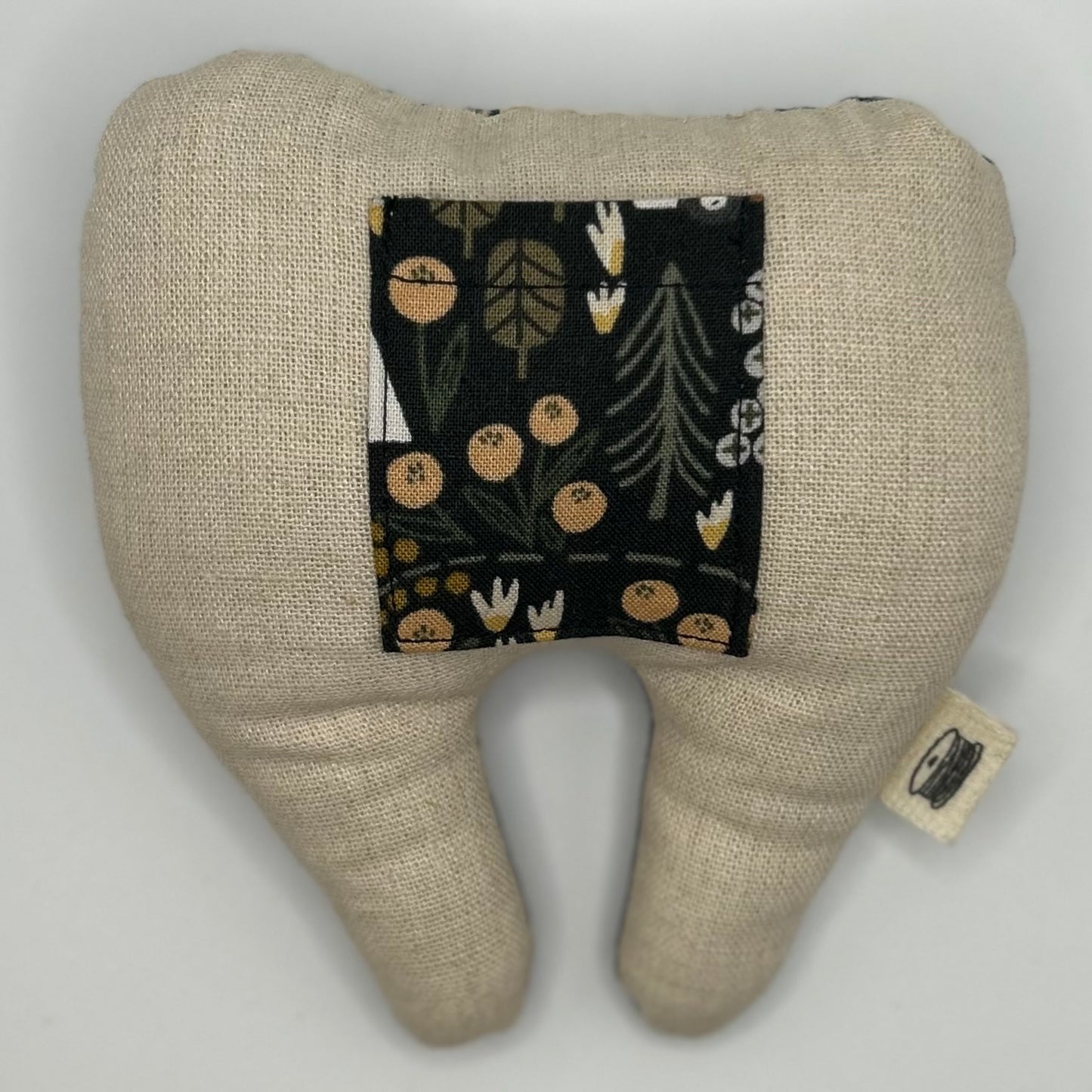 MONOGRAMMED TOOTH PILLOWS