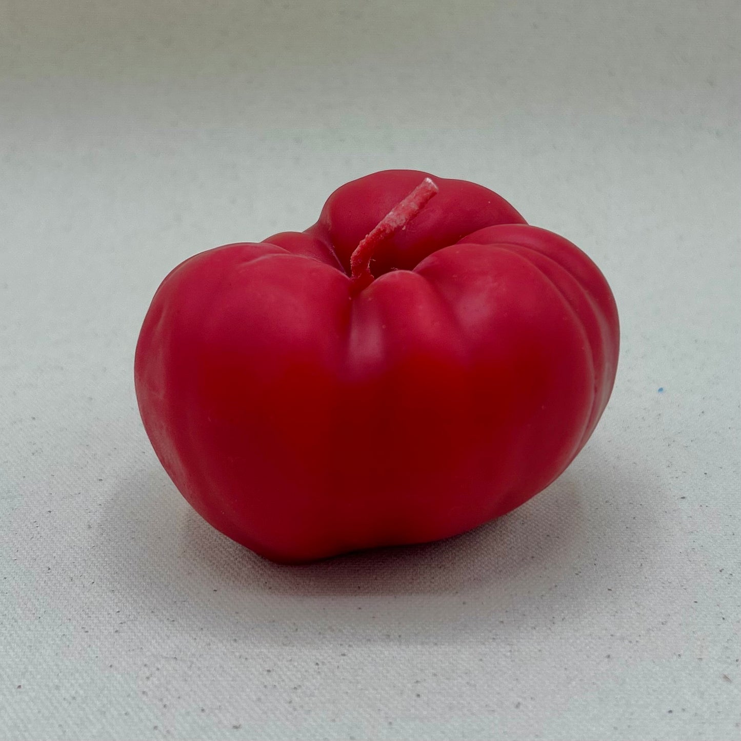 HEIRLOOM TOMATO BEESWAX CANDLE