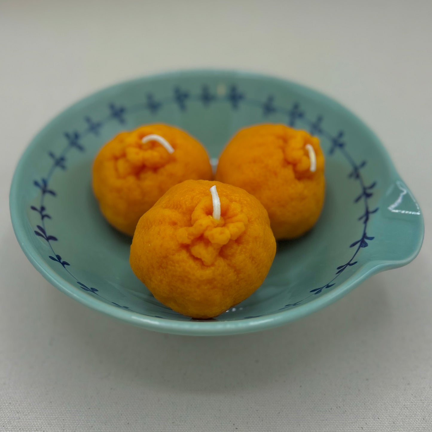 MANDARIN BEESWAX CANDLE